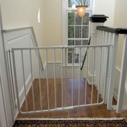 Stairway Special Pet Gate (Color: Black)